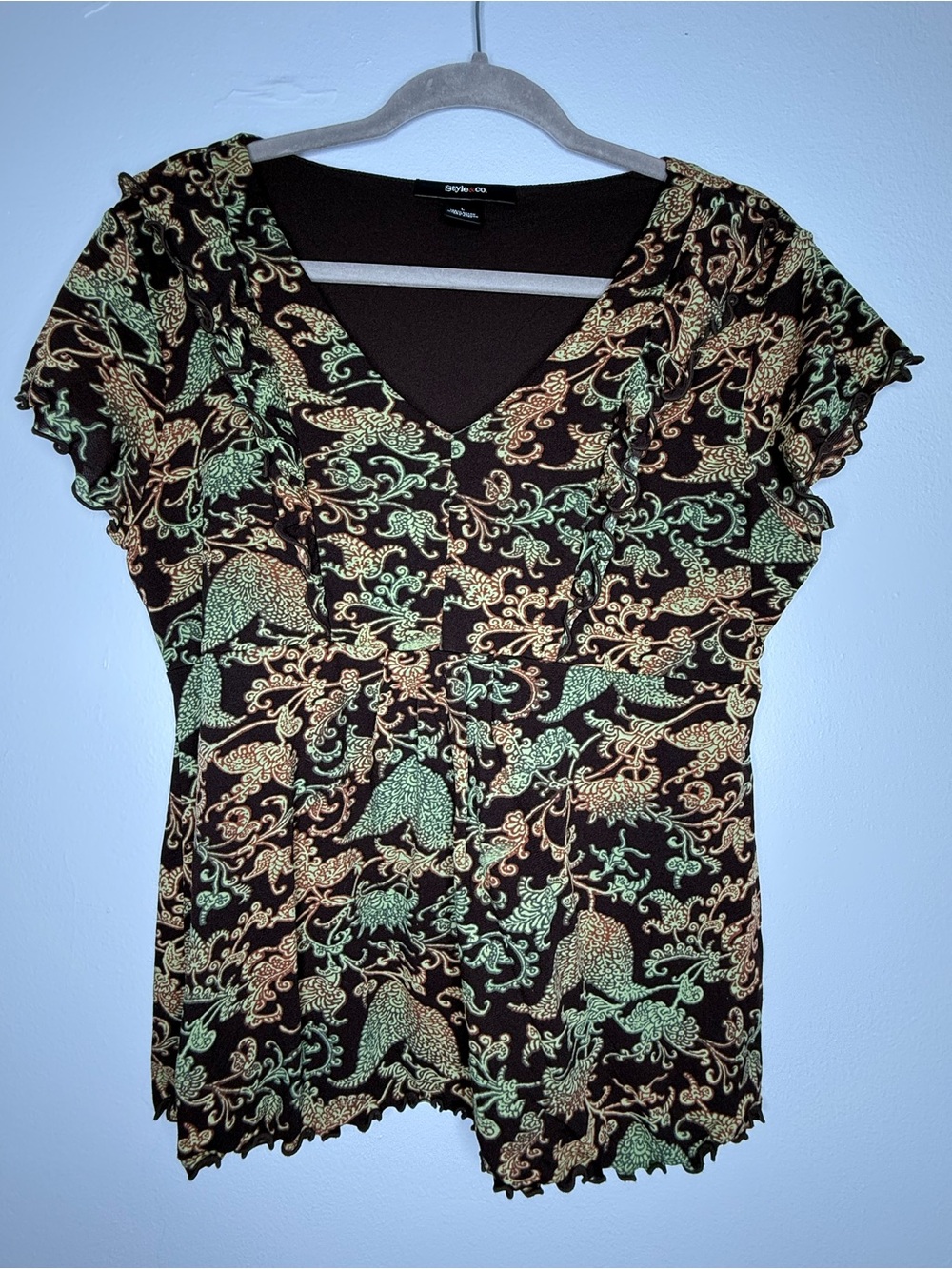 Style & Co. Black Short Sleeve V-Neck Top with Green & Tan Print